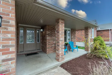 35 Gale Crescent Belleville ON K8N 0M4
