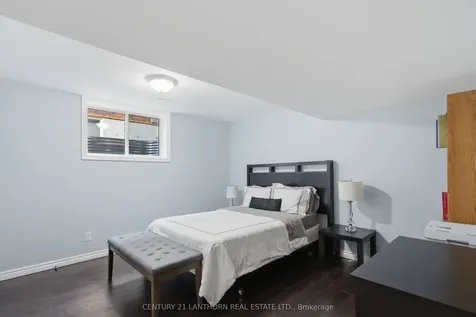 35 Gale Crescent Belleville ON K8N 0M4