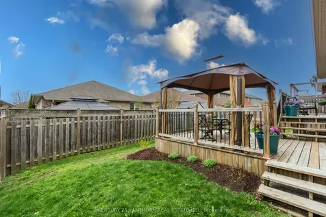 35 Gale Crescent Belleville ON K8N 0M4