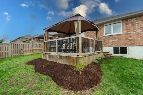 35 Gale Crescent Belleville ON K8N 0M4