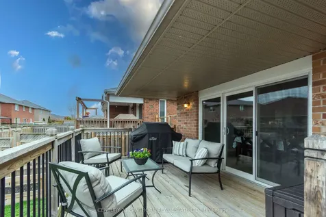 35 Gale Crescent Belleville ON K8N 0M4