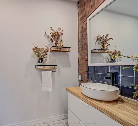 114 Prospect Street S Hamilton ON L8M 2Z2