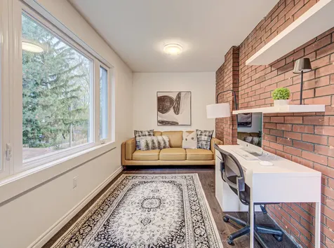 114 Prospect Street S Hamilton ON L8M 2Z2