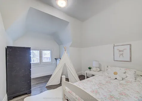 114 Prospect Street S Hamilton ON L8M 2Z2