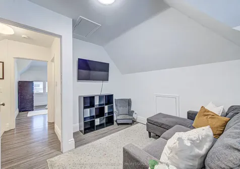 114 Prospect Street S Hamilton ON L8M 2Z2