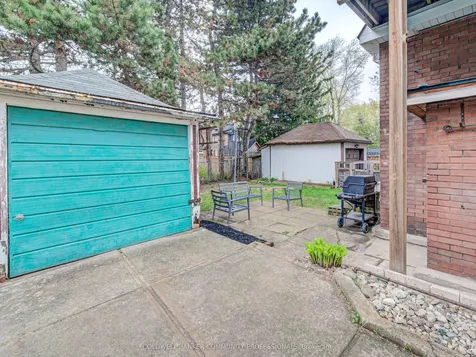 114 Prospect Street S Hamilton ON L8M 2Z2