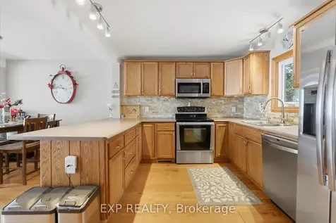 38 Cowans Crescent Kawartha Lakes ON K0L 2W0