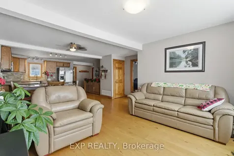38 Cowans Crescent Kawartha Lakes ON K0L 2W0