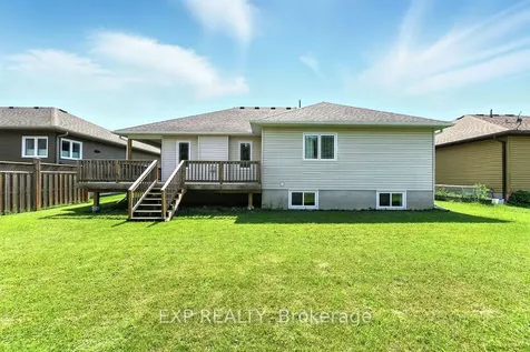 519 Coleraine Drive Renfrew ON K7V 1X3