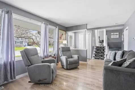 4 Clifton Downs Road Hamilton ON L9C 2P2