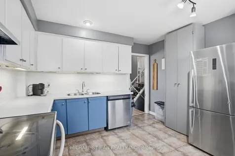 4 Clifton Downs Road Hamilton ON L9C 2P2