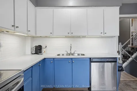 4 Clifton Downs Road Hamilton ON L9C 2P2