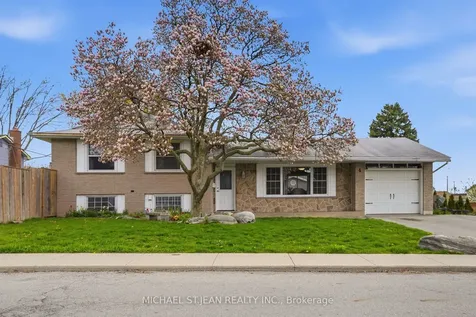 4 Clifton Downs Road Hamilton ON L9C 2P2