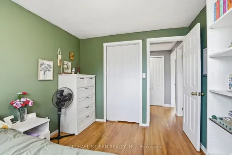 4 Clifton Downs Road Hamilton ON L9C 2P2