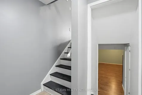 4 Clifton Downs Road Hamilton ON L9C 2P2
