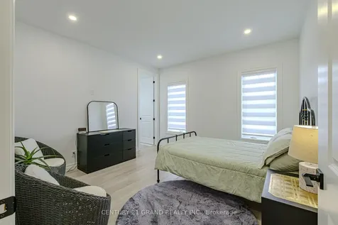 18 Bannister Street Brant ON N0E 1L0