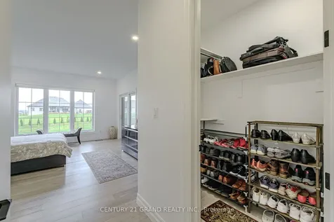 18 Bannister Street Brant ON N0E 1L0