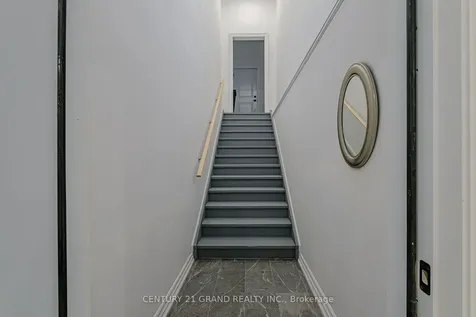 18 Bannister Street Brant ON N0E 1L0