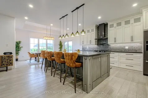 18 Bannister Street Brant ON N0E 1L0
