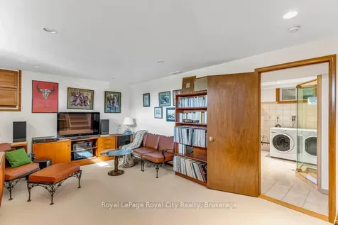 40 Keats Crescent Guelph ON N1G 3B2