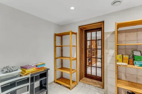 40 Keats Crescent Guelph ON N1G 3B2