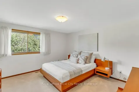 40 Keats Crescent Guelph ON N1G 3B2