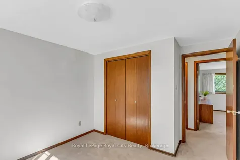 40 Keats Crescent Guelph ON N1G 3B2