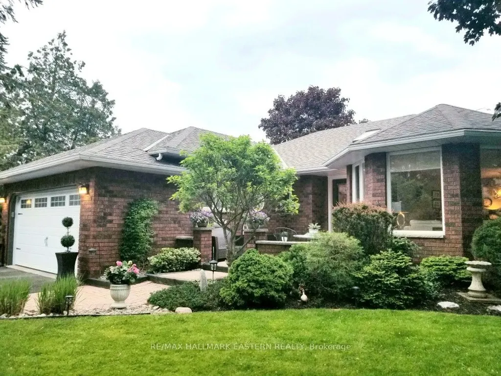 38 Patricia Place Kawartha Lakes ON K0M 1A0