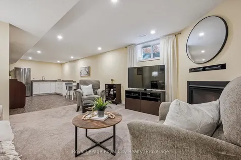 110 Baxter Drive Guelph ON N1L 0C7