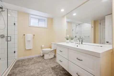 110 Baxter Drive Guelph ON N1L 0C7