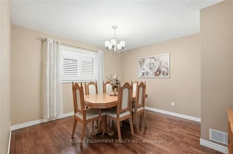 42 Archer Way Hamilton ON L0R 1W0