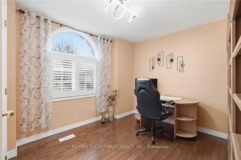 42 Archer Way Hamilton ON L0R 1W0