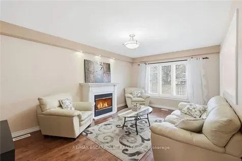 42 Archer Way Hamilton ON L0R 1W0