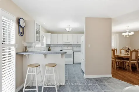 42 Archer Way Hamilton ON L0R 1W0