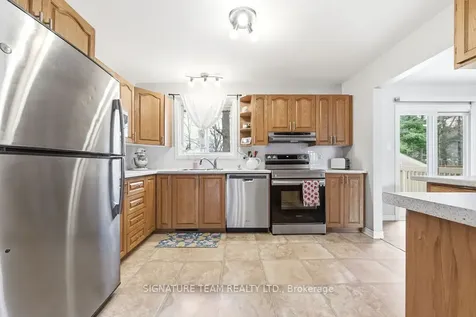 30 Earl Street Petawawa ON K8H 3M4