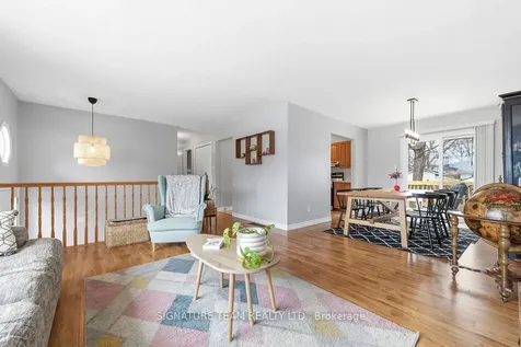 30 Earl Street Petawawa ON K8H 3M4