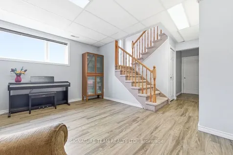 30 Earl Street Petawawa ON K8H 3M4