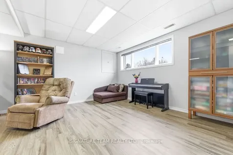 30 Earl Street Petawawa ON K8H 3M4