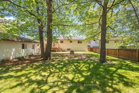 30 Earl Street Petawawa ON K8H 3M4