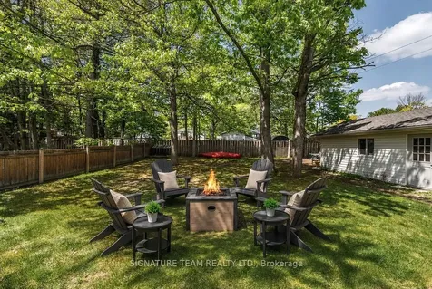 30 Earl Street Petawawa ON K8H 3M4