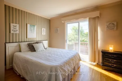 43 Trelawn Parkway Welland ON L3C 1W4