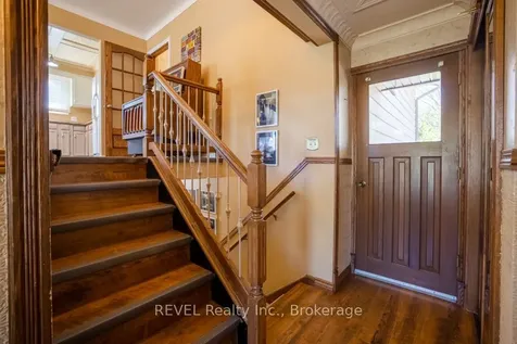 43 Trelawn Parkway Welland ON L3C 1W4