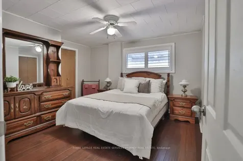 233 Glenholme Avenue Hamilton ON L8K 3L9