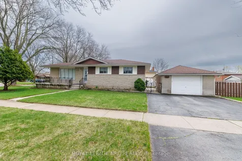 6536 Cropp Street Niagara Falls ON L2E 5J7