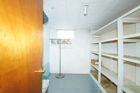 6536 Cropp Street Niagara Falls ON L2E 5J7