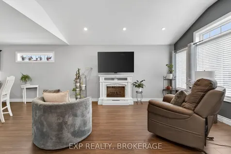 79 Deacon Place Belleville ON K8P 0G4