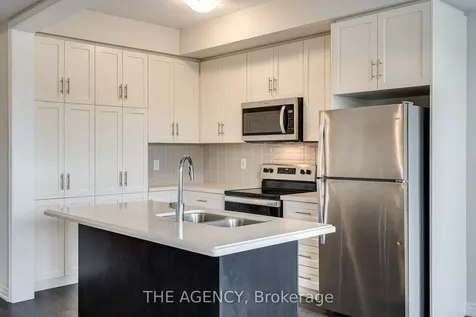 47 Hibiscus Lane Hamilton ON L8K 0A4