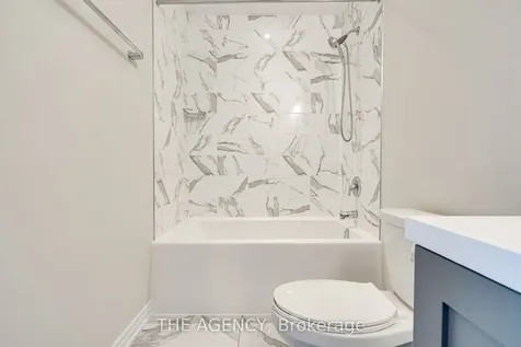 47 Hibiscus Lane Hamilton ON L8K 0A4