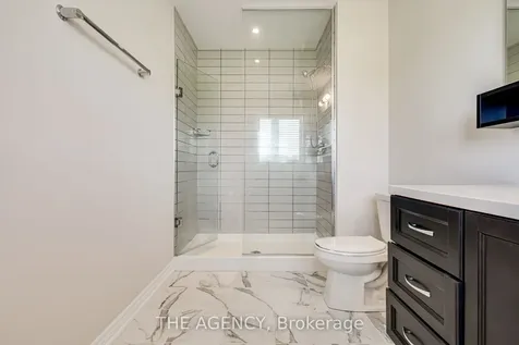 47 Hibiscus Lane Hamilton ON L8K 0A4