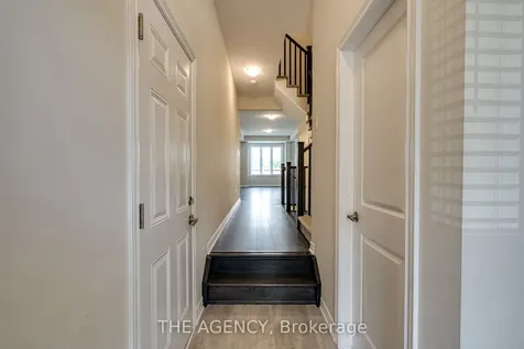 47 Hibiscus Lane Hamilton ON L8K 0A4